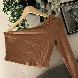 Off the shoulder long sleeve top